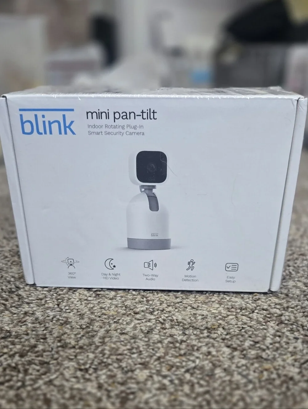 Blink Mini Pan-Tilt Indoor Smart Security Camera - White